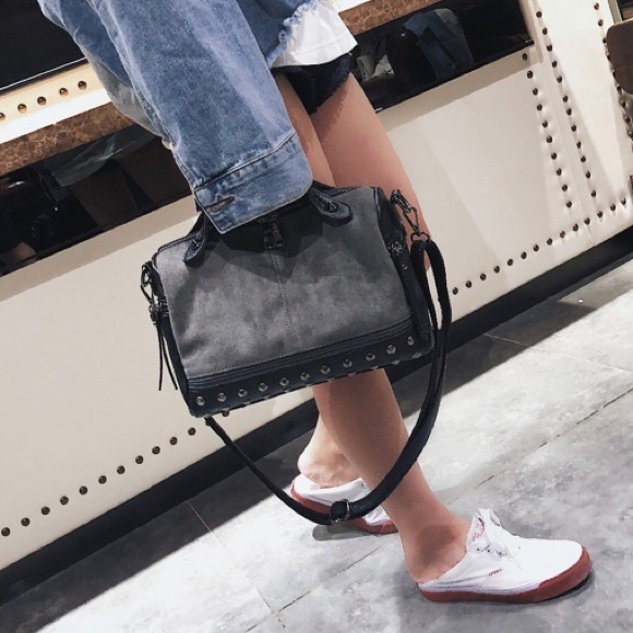 ๐๐ BRISTOL Vol. 2 Studded Bag - Picture 3 of 8